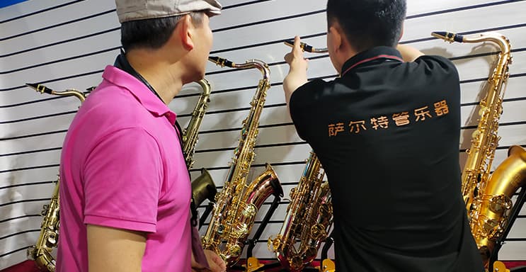 Solution for Dry and Hard Saxophone Reeds